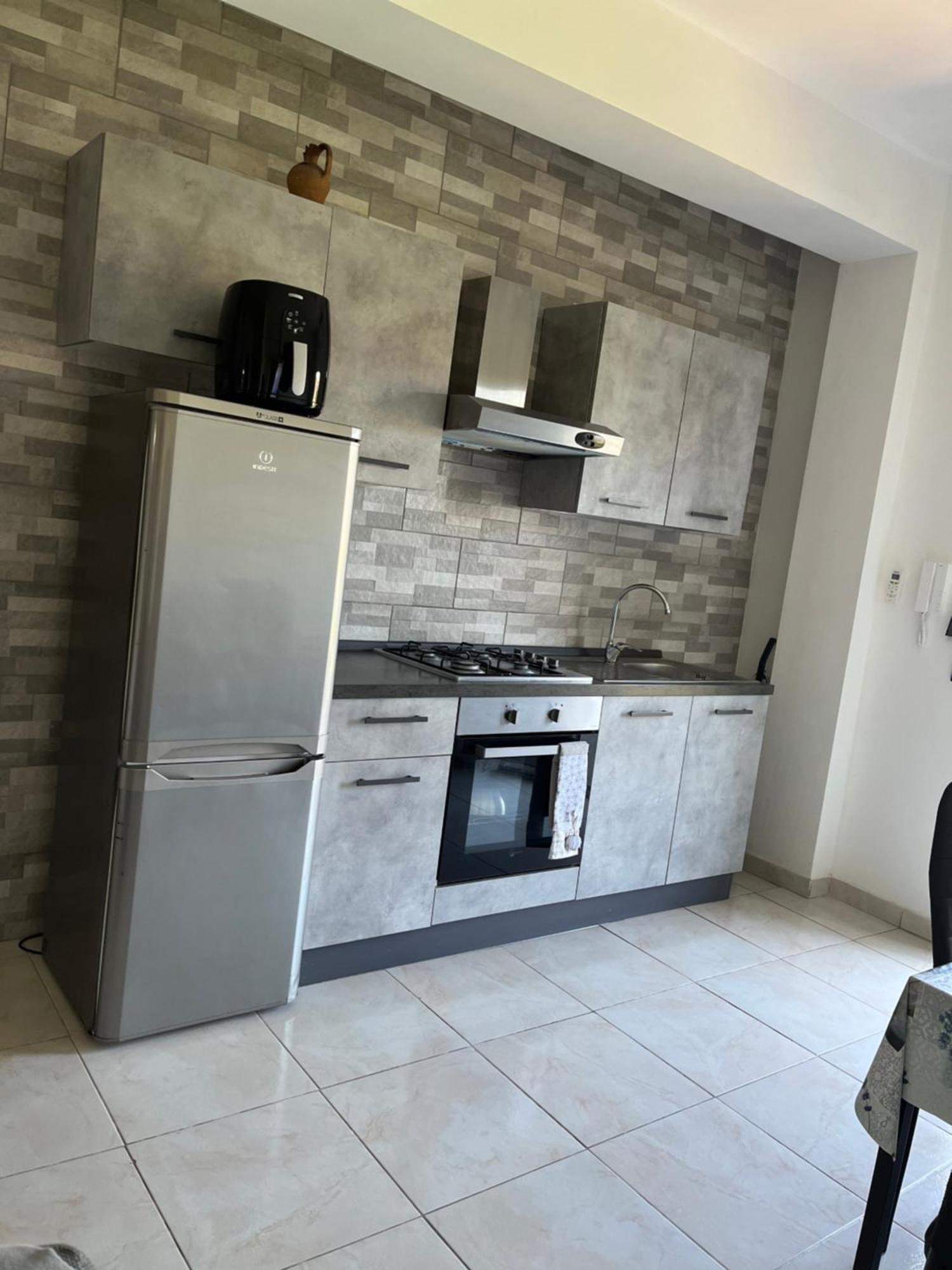 Appartement Monolocale Rosy à Fiumicino Extérieur photo